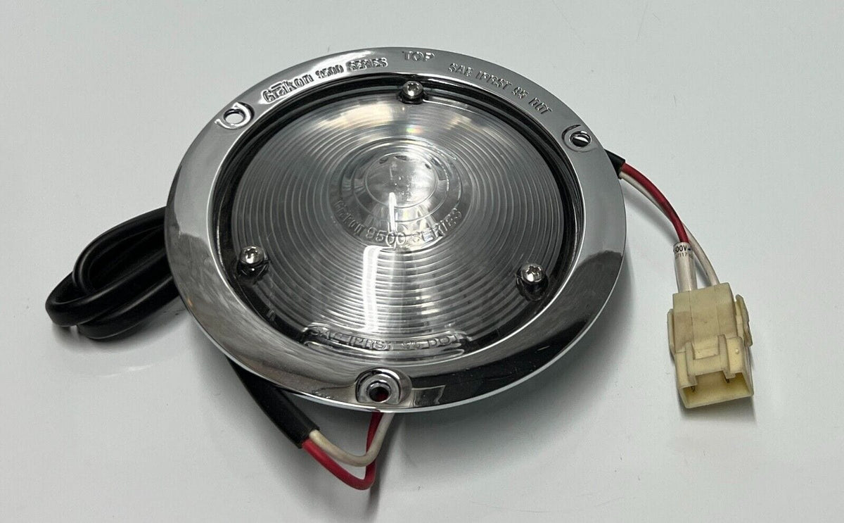 21600349 — Volvo LED Back-of-Cab / Fifth-Wheel Lamp